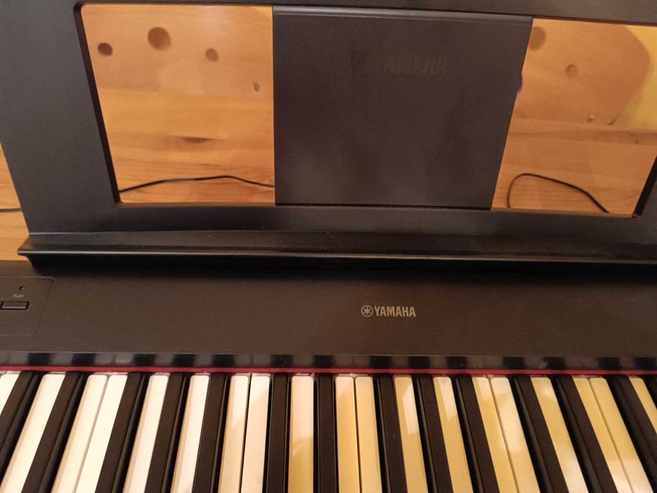 Пиано Yamaha piaggera
