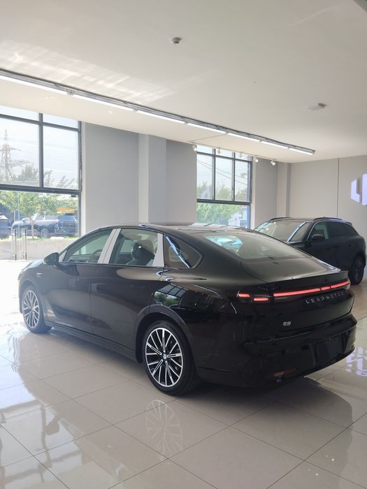 Leapmotrs B01 550 Km Rasmiy Diler 3 - yil yoki 120 000 Km Kafolat