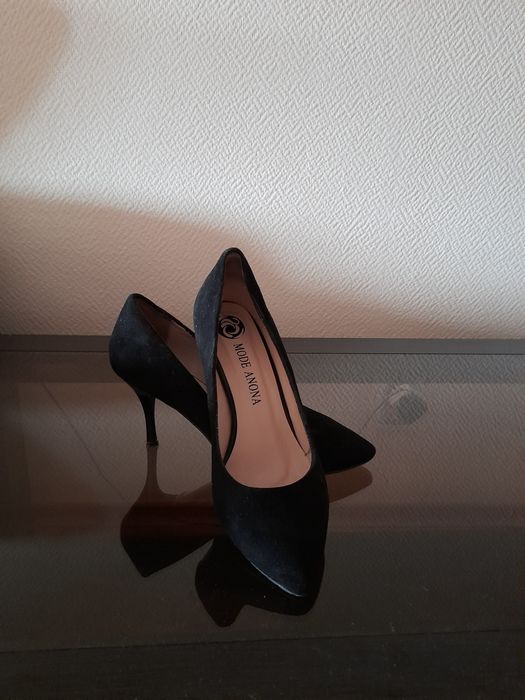 Продам женскую обувь