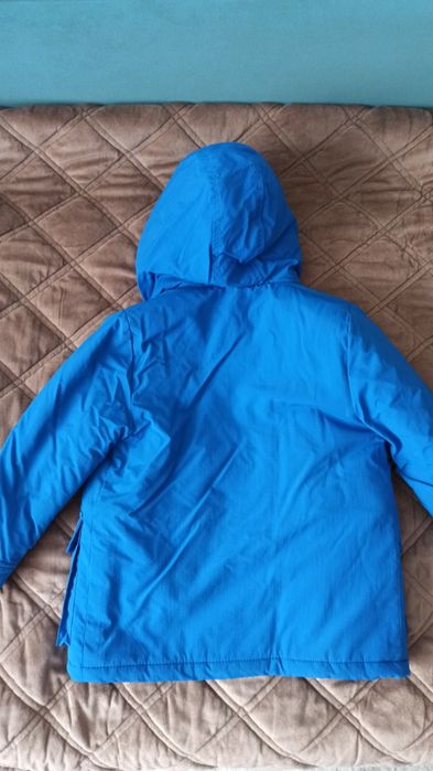 Куртка на мальчика , на рост 110-116 см