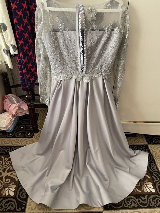 Vecherniy koylak sotiladi 200000