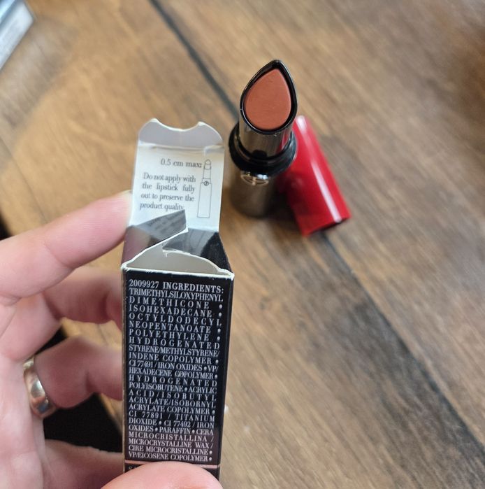 Ruj rosu Giorgio Armani
