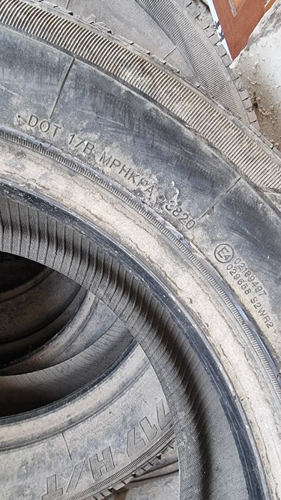 Balon sotiladi 3dona 245 60R18