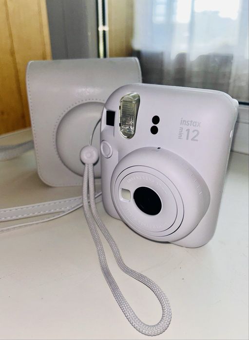 Продам Instax 12 mini