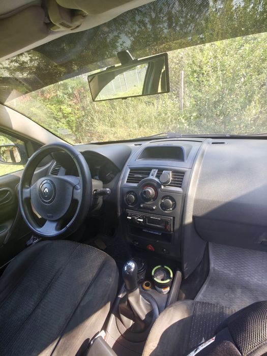Renault Megane 2 hatchback  3500 de lei,negociabil