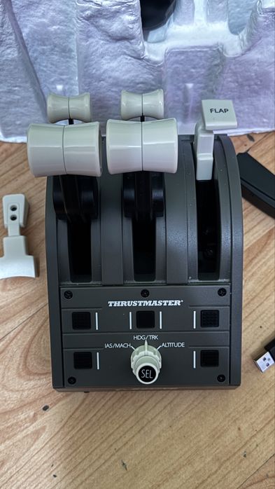 Thrustmaster Yoke Pack Boeing Edition