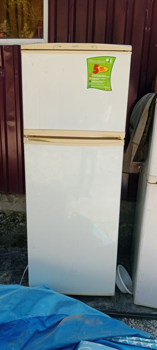 Продам холодильники срочно