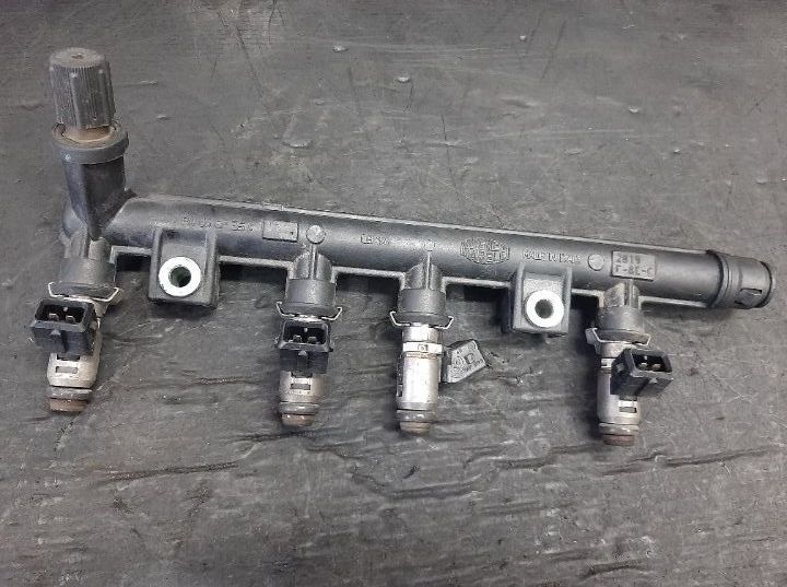 rampa cu injectoare 1.2 b 188a4000 fiat punto panda lancia ypsilon  b671 3219018301