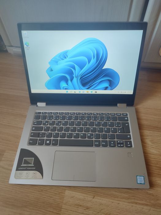 Laptop cu Touchscreen Lenovo Yoga 520 - i5-7200u/ 8gb/128gb/Baterie 2h