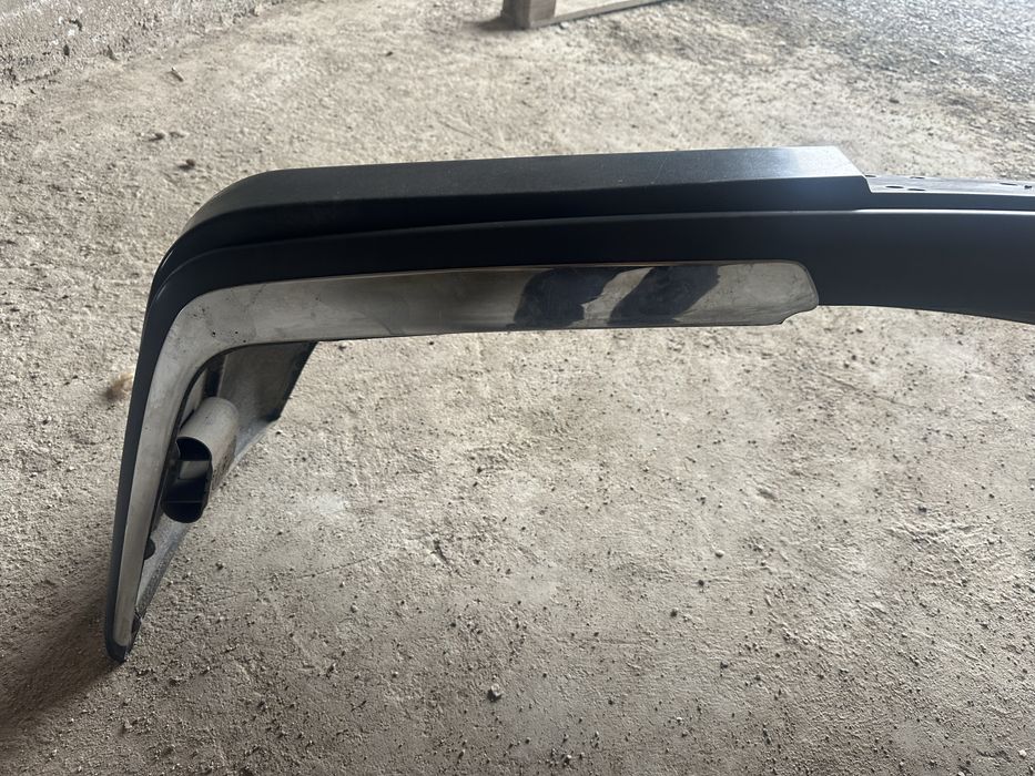 Продам бампер мерс 124