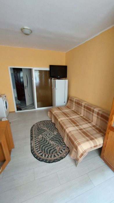 Proprietar închiriez garsoniera