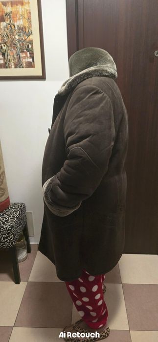 De Vanzare Cojoc Foarte Calduros