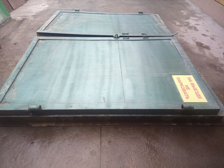 Ворота  стальные гаражные,