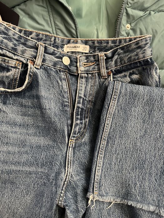 Продам женские джинсы