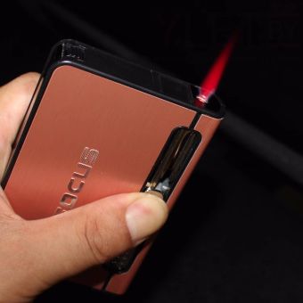 Портсигар с турбо зажигалкой