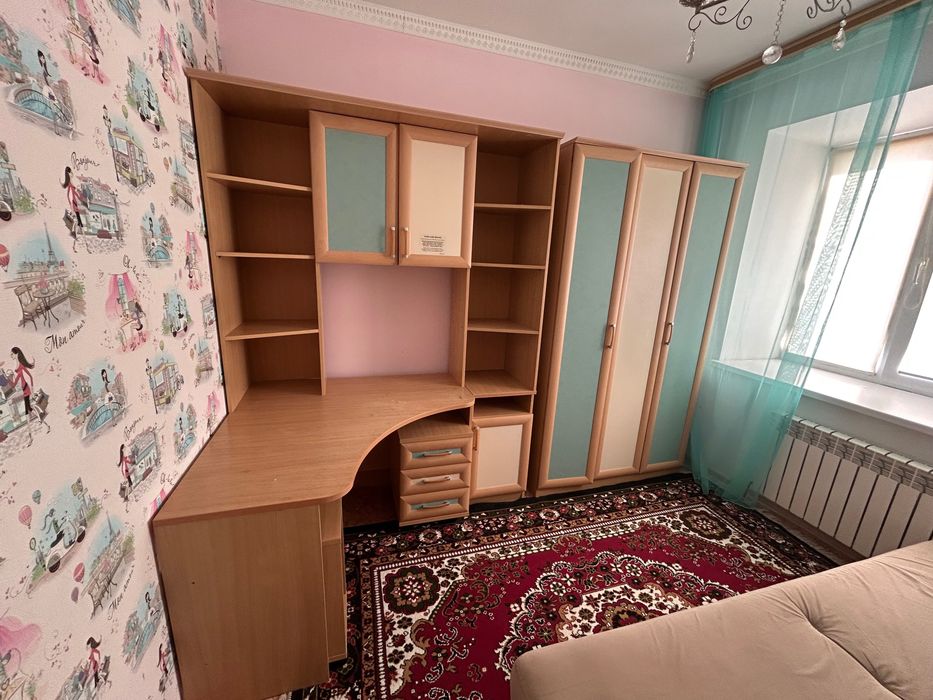 Шкаф в детскую комнату
