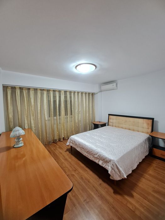 Vând 3camere etaj2 stradal icfrimu