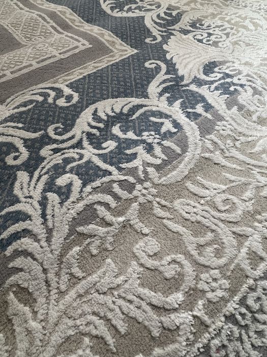 Продам красивый качественный ковер