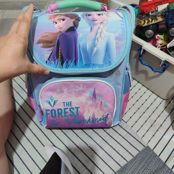 Рюкзак для девочки.