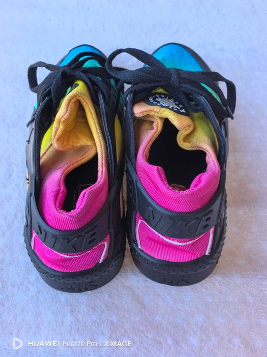 Дамски маратонки nike huarache номер 37 стелка 23,5см