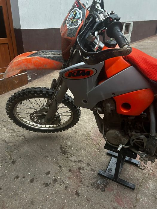 Dezmembrez ktm 400 exc unele. piese compatibile și pe 450-525-250