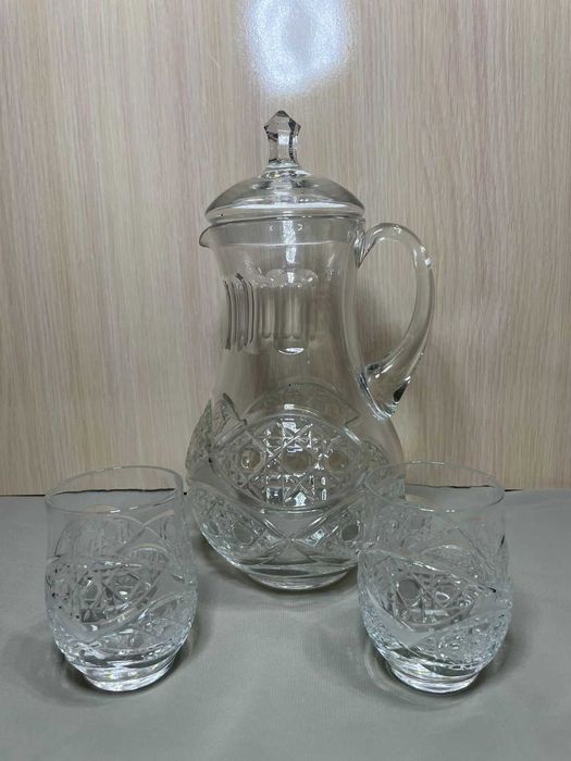 Кувшин хрустальный