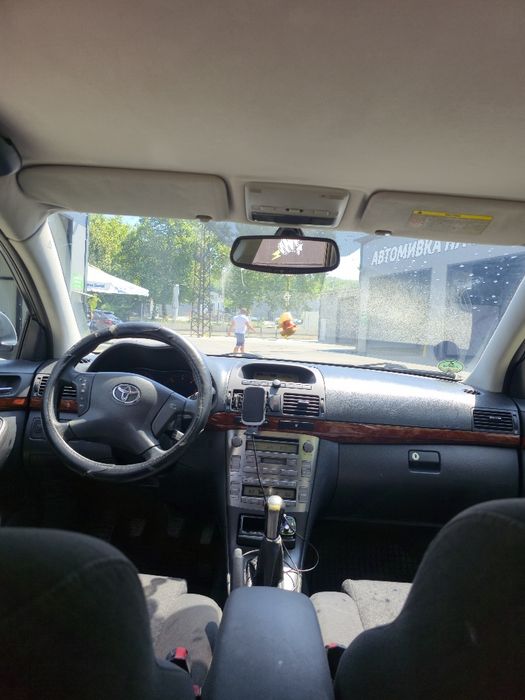 Vand Toyota avensis D-4d