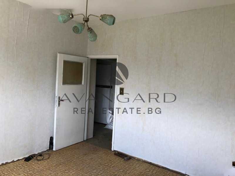 Продава се Двустаен апартамент в Пловдив, Изгрев - 65 кв.м за 847 €/кв.м - Снимка #6