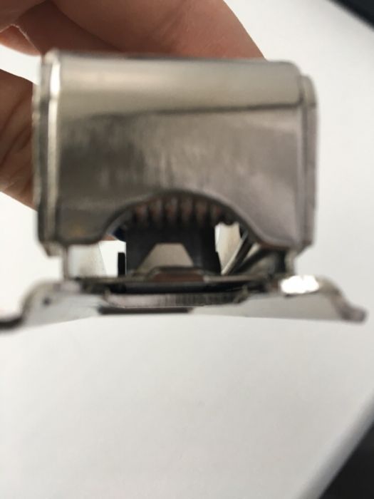 Инструмент для обрезания сим карты