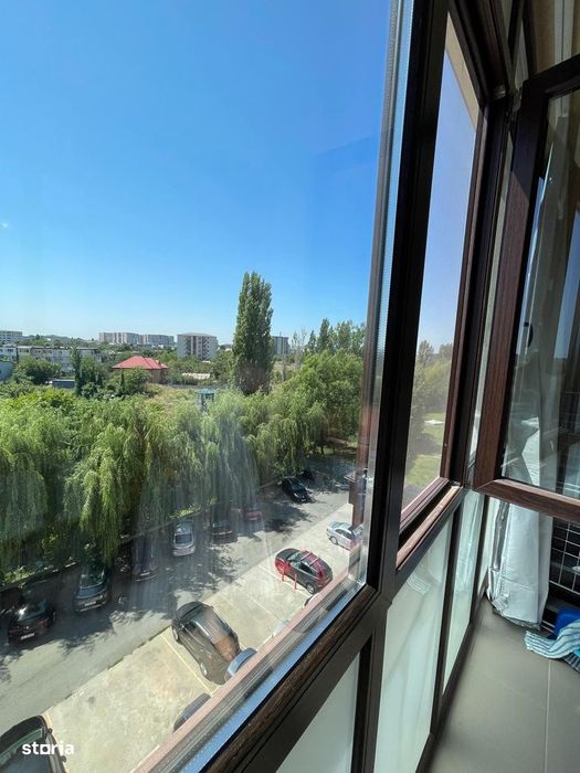 Garsonieră spațioasă de vânzare + loc de parcare | 86.500 €