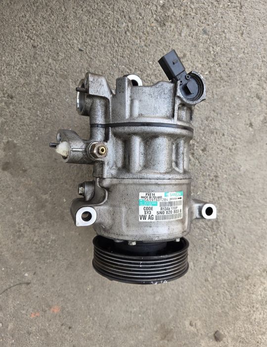 Compresor AC 1.6 1.4 1.2 1.9 2.0 Vw Golf 5 Golf 6 Passat CC