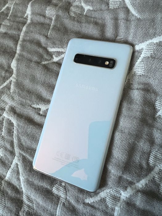 Samsung Galaxy S10