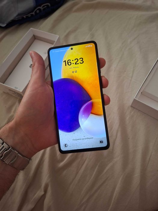 Продавам Samsung A72
