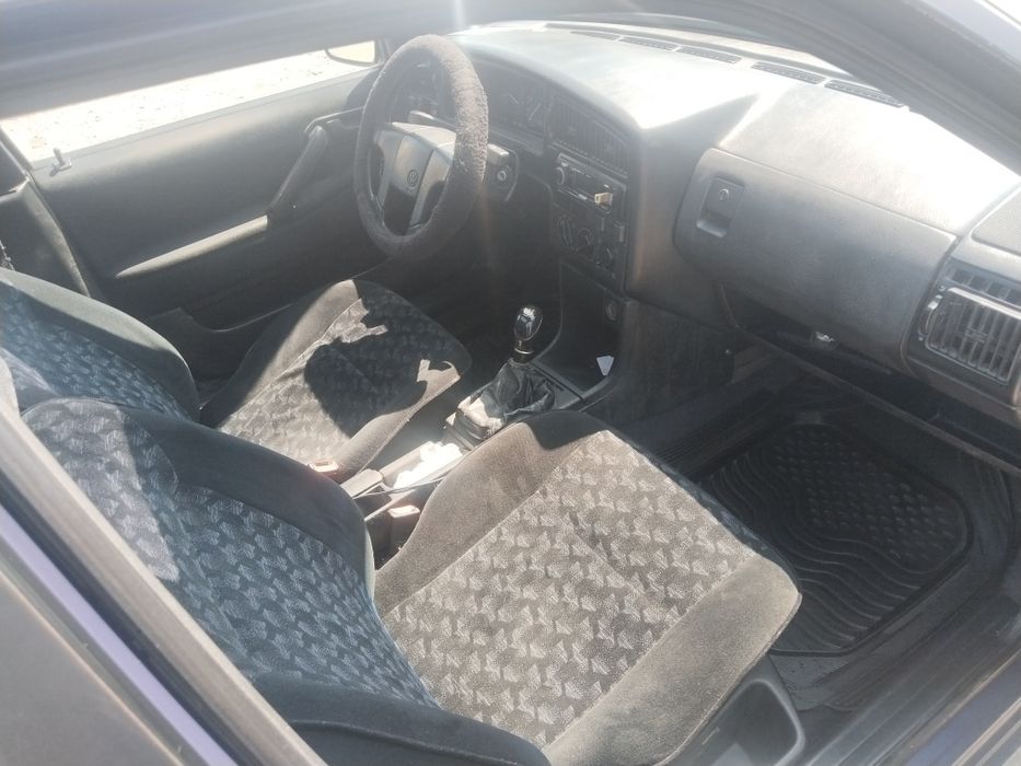 Продам фольцваген 11993г.в, объем 2.0