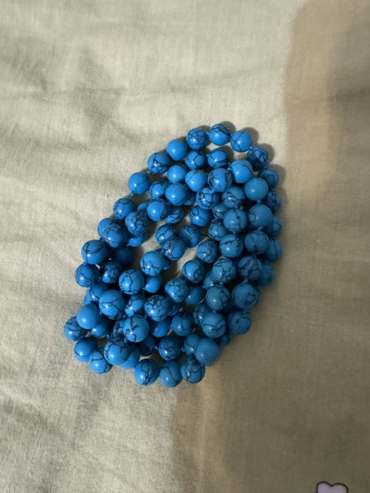 Продам бусы женские