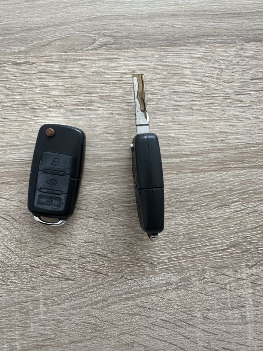 Vând carcasa cheie briceag seat ,Volkswagen