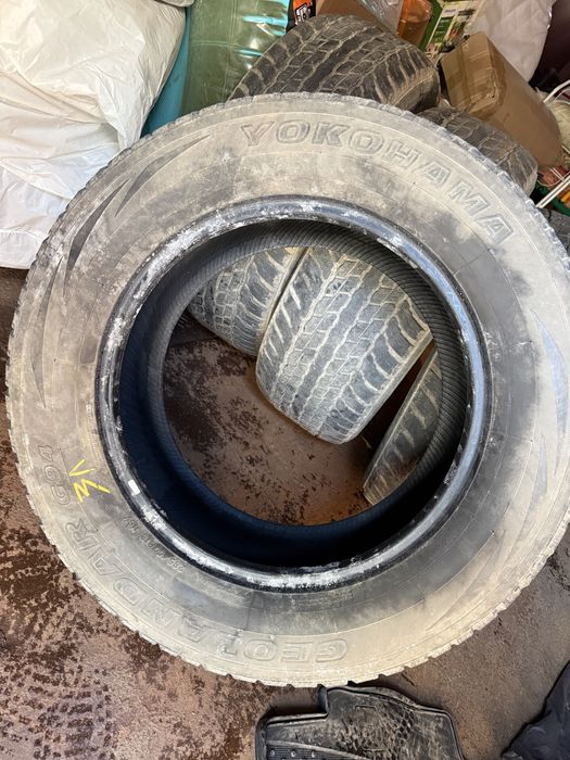 Продам комплект летних шин Yokohama Geolandar G95A Размер: 285/60 R18
