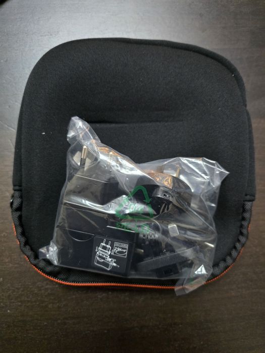 Poly Savi 8220 UC Wireless DECT 6.0 Stereo
