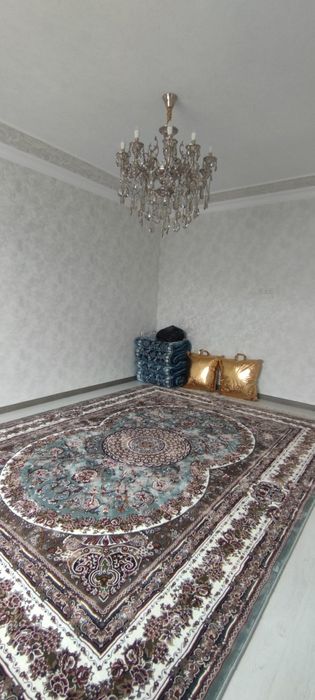 Янги қурилган ҳовли сотилади