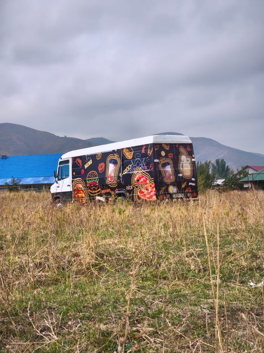 Фудтрак на базе мерседес