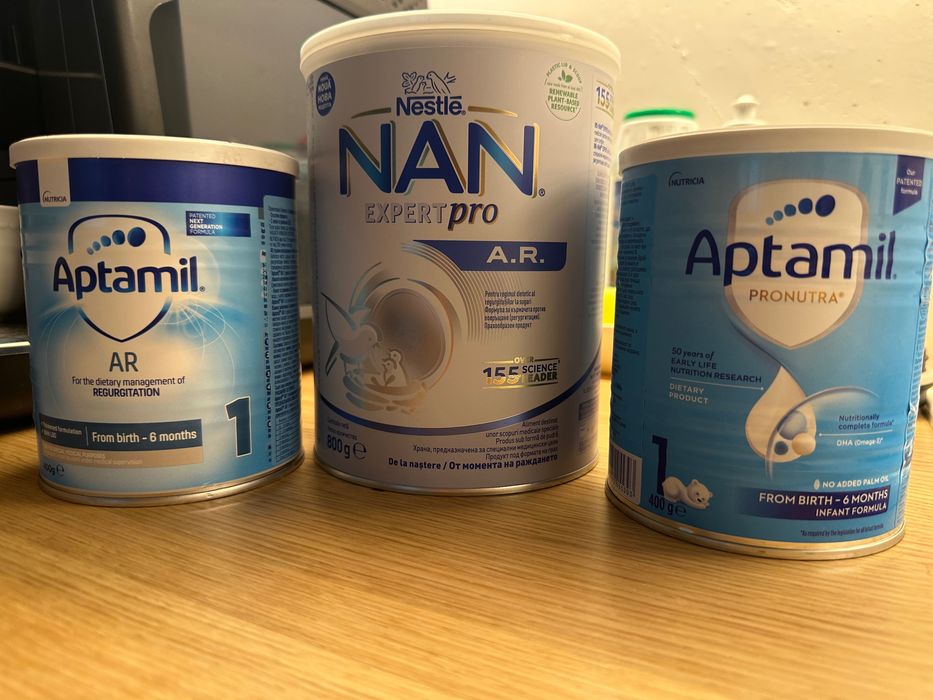 Адаптирано мляко Аптамил и Nan