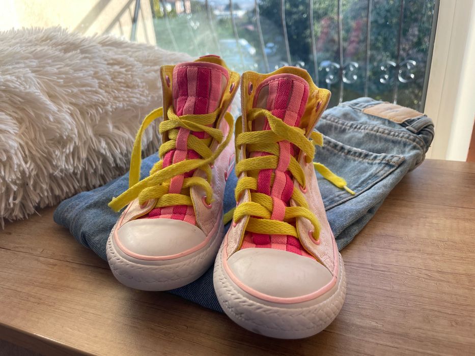 Спортни обувки за момиченце