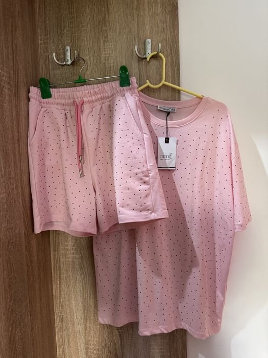 Дамски комплект с камъни