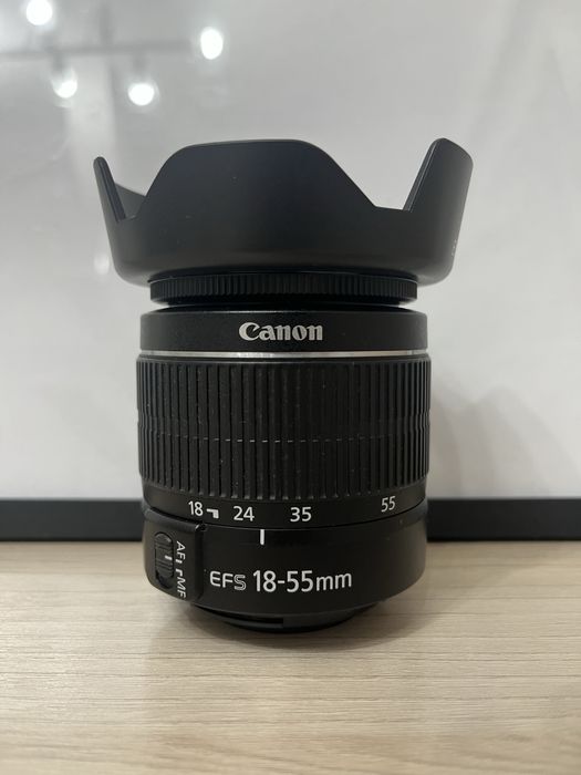 Объектив Canon 18-55mm с блендой