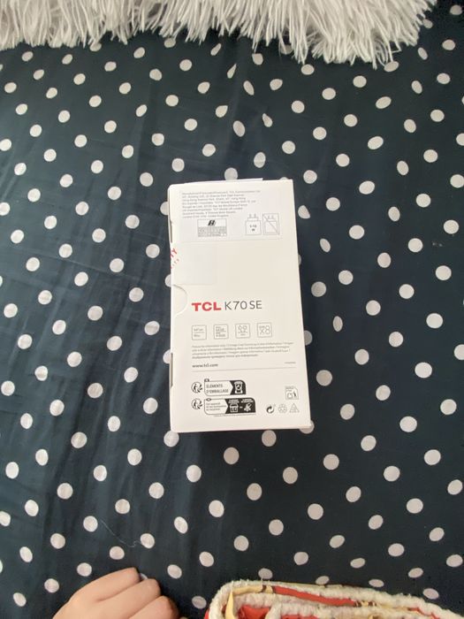 Telefon mobil TCL