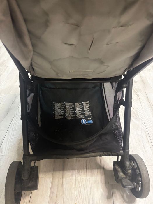 Коляска в хорошем состоянии