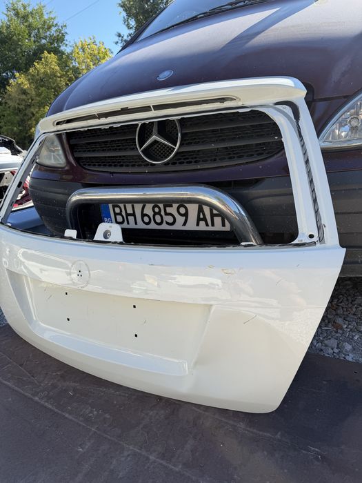 Капак Mercedes C Class W204