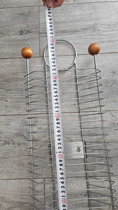 Метална стенна стойка за 50 DVD или Blu-ray дискове