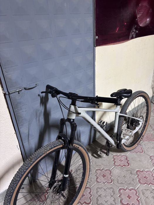 Продам Giant Fathom