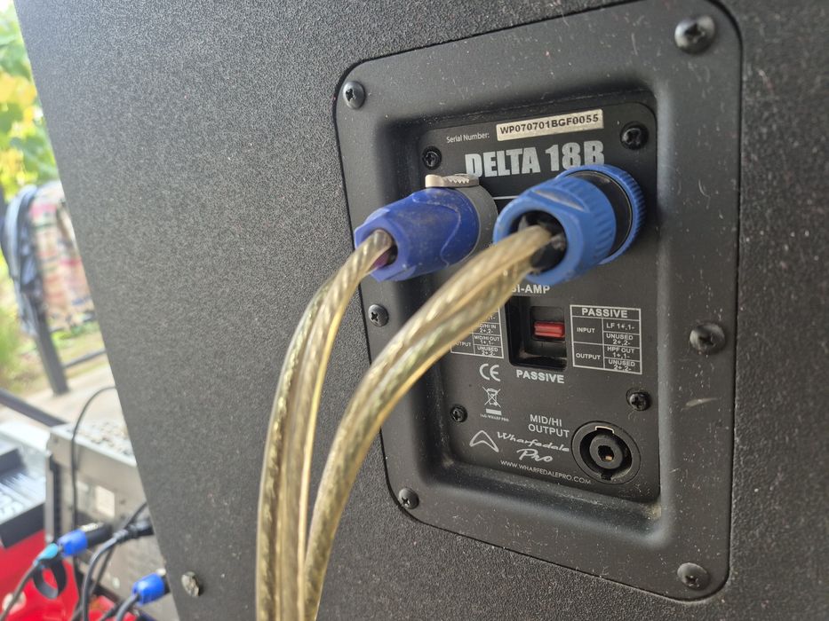 Basi de vanzare si amplificator sau schimb